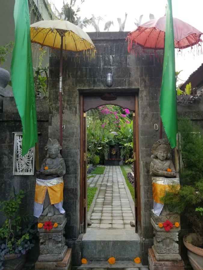 Sari Mimpi Kutuh Villa *